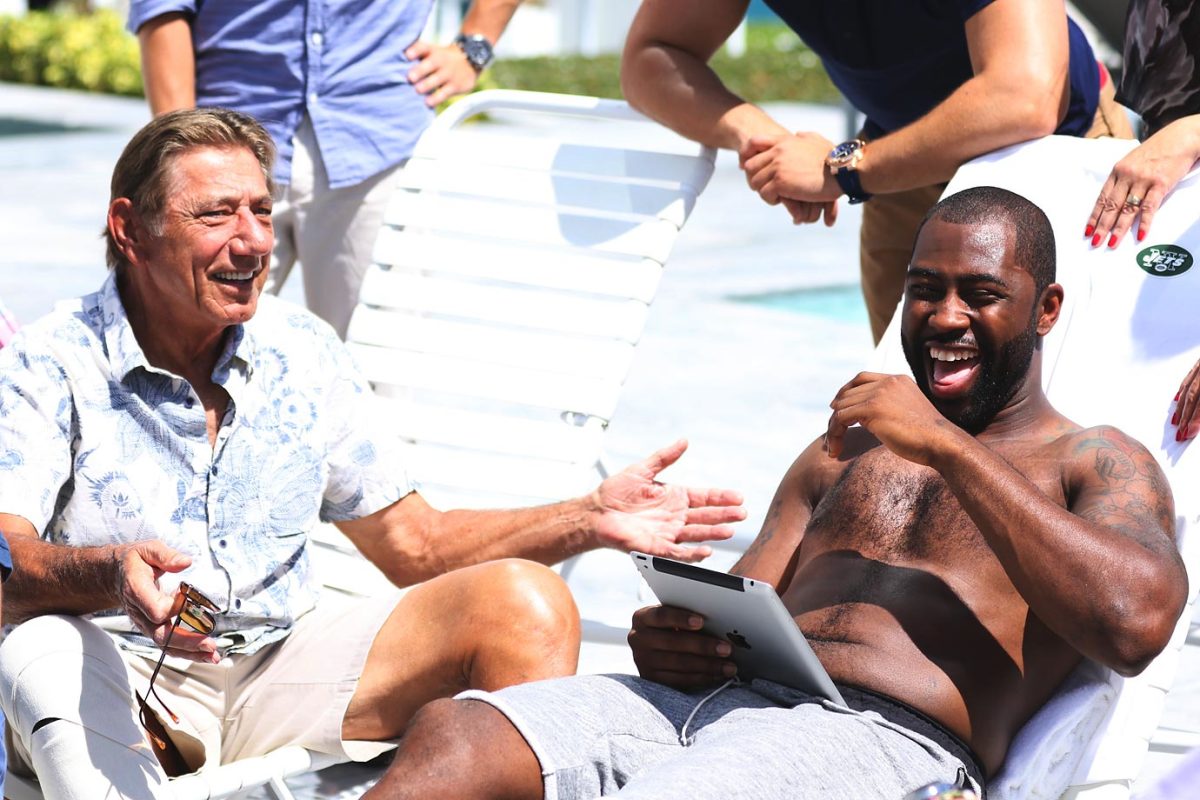 darrelle-revis-X159606_TK1_135.jpg